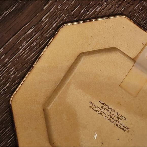 Vintage Avon‎ Plum Pudding and Buche de Noel recipe decorative metal plates - Picture 2 of 6